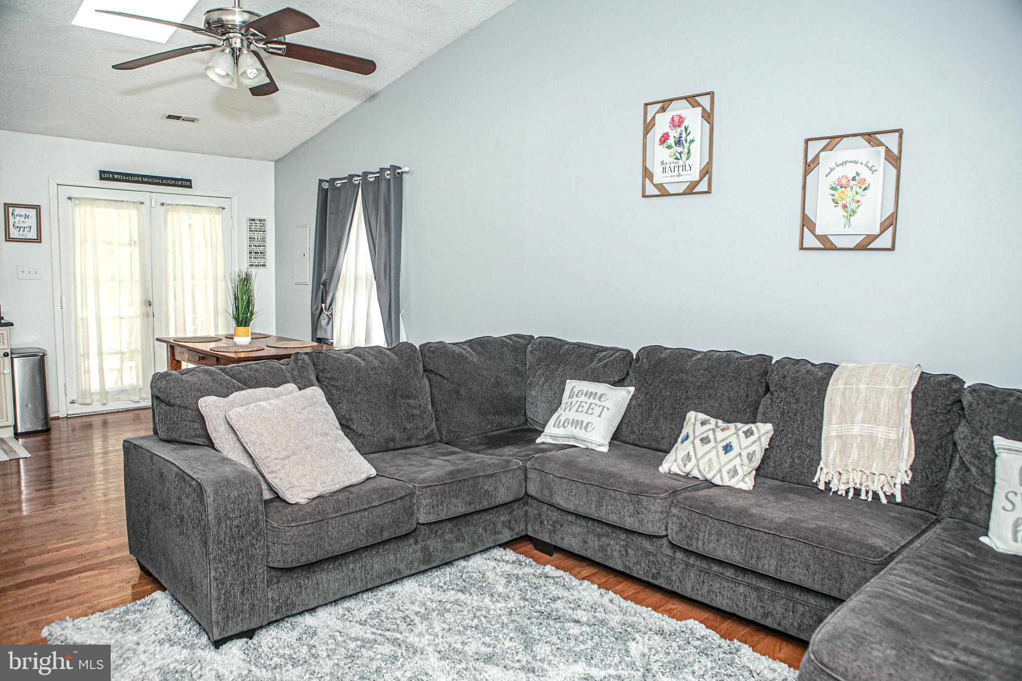 CAROLINE PINES - Residential