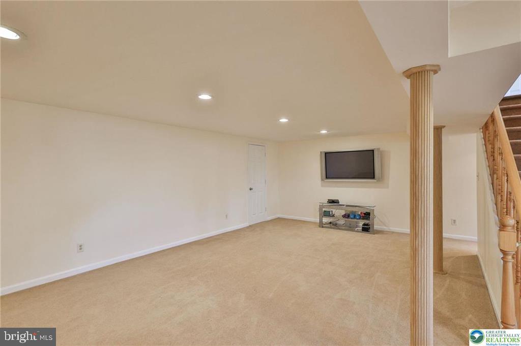HEATHERFIELD - Residential