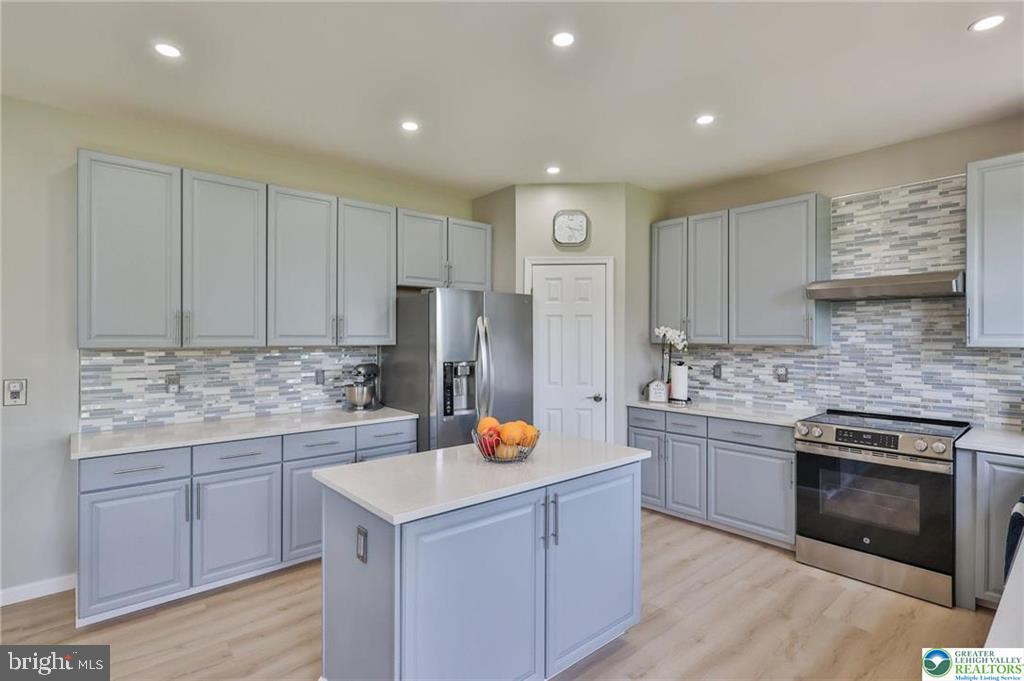 HEATHERFIELD - Residential