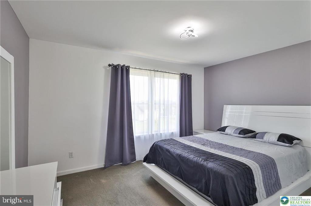 HEATHERFIELD - Residential