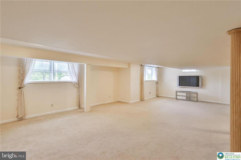 HEATHERFIELD - Residential