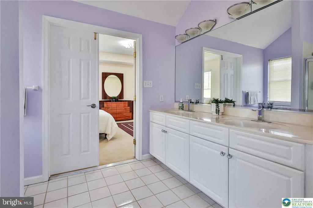 HEATHERFIELD - Residential