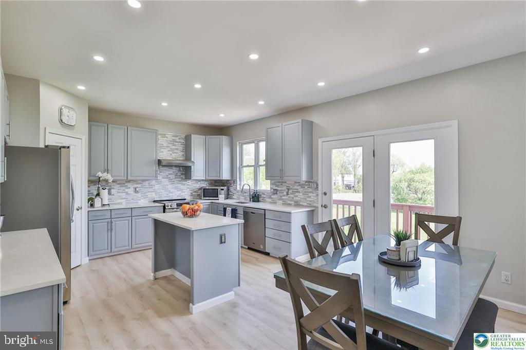 HEATHERFIELD - Residential