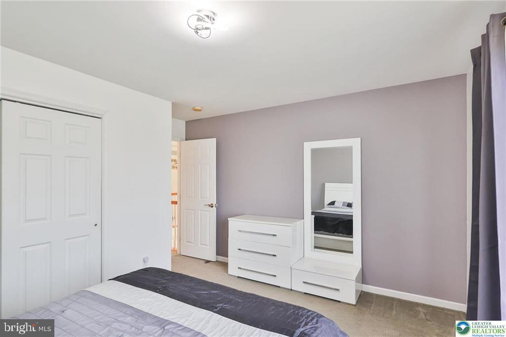HEATHERFIELD - Residential