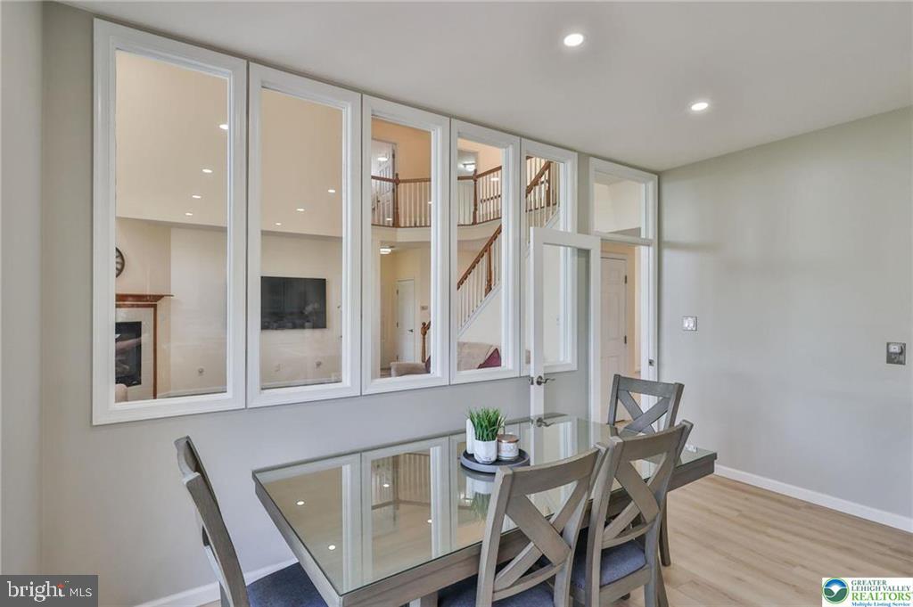 HEATHERFIELD - Residential