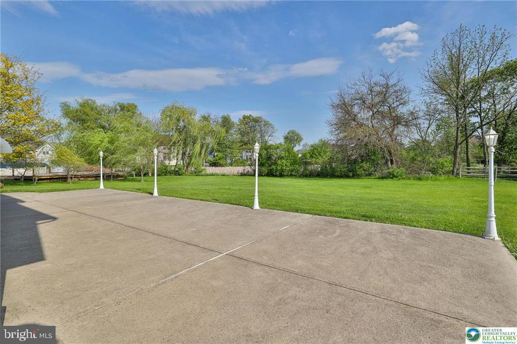 HEATHERFIELD - Residential