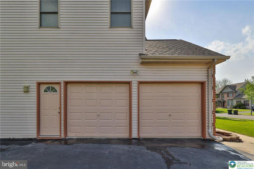 HEATHERFIELD - Residential