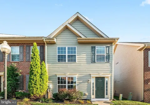 220 South Street, Pottstown, PA MLS: PAMC2172412