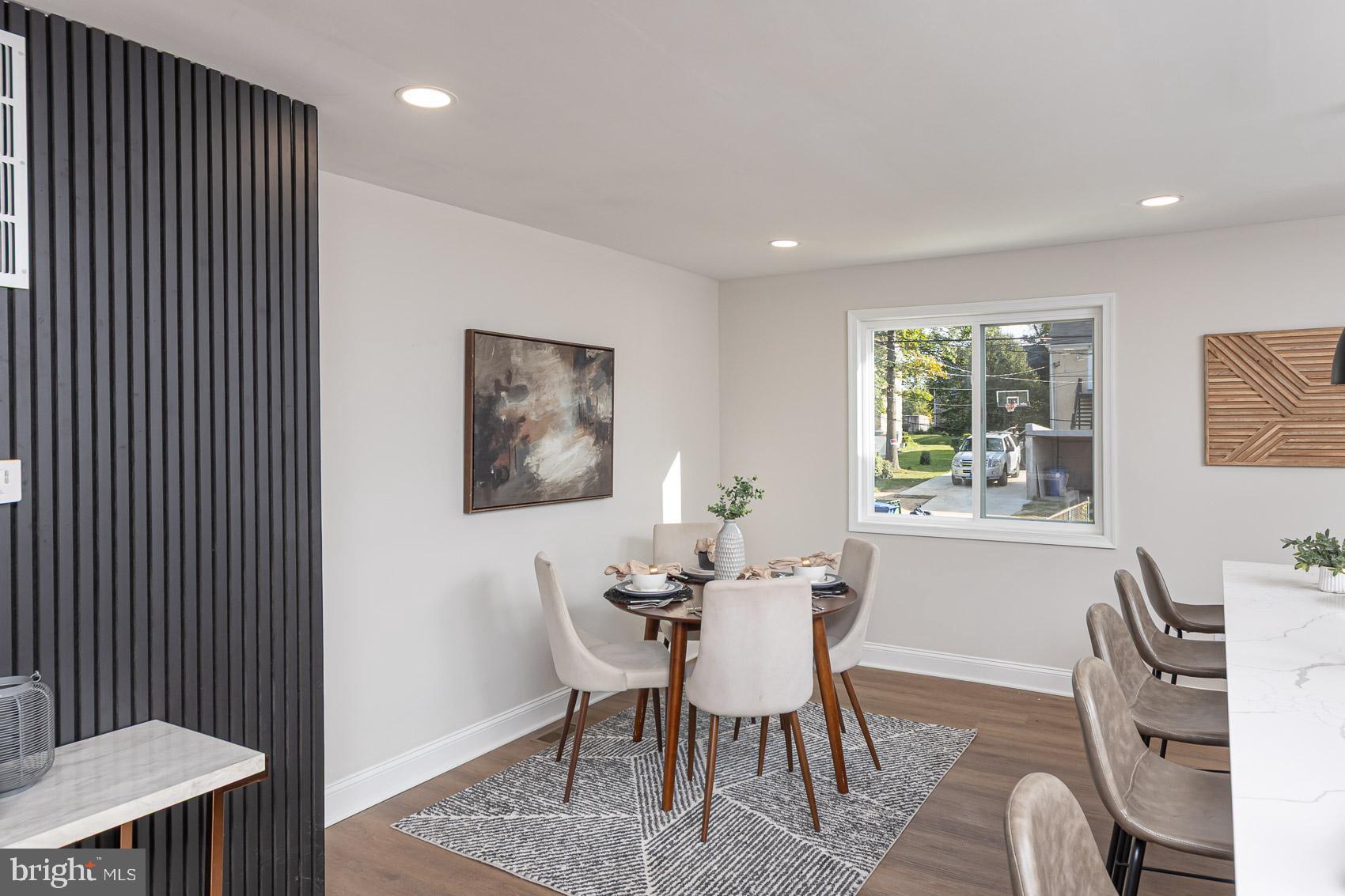 GLEN OAKS - Residential