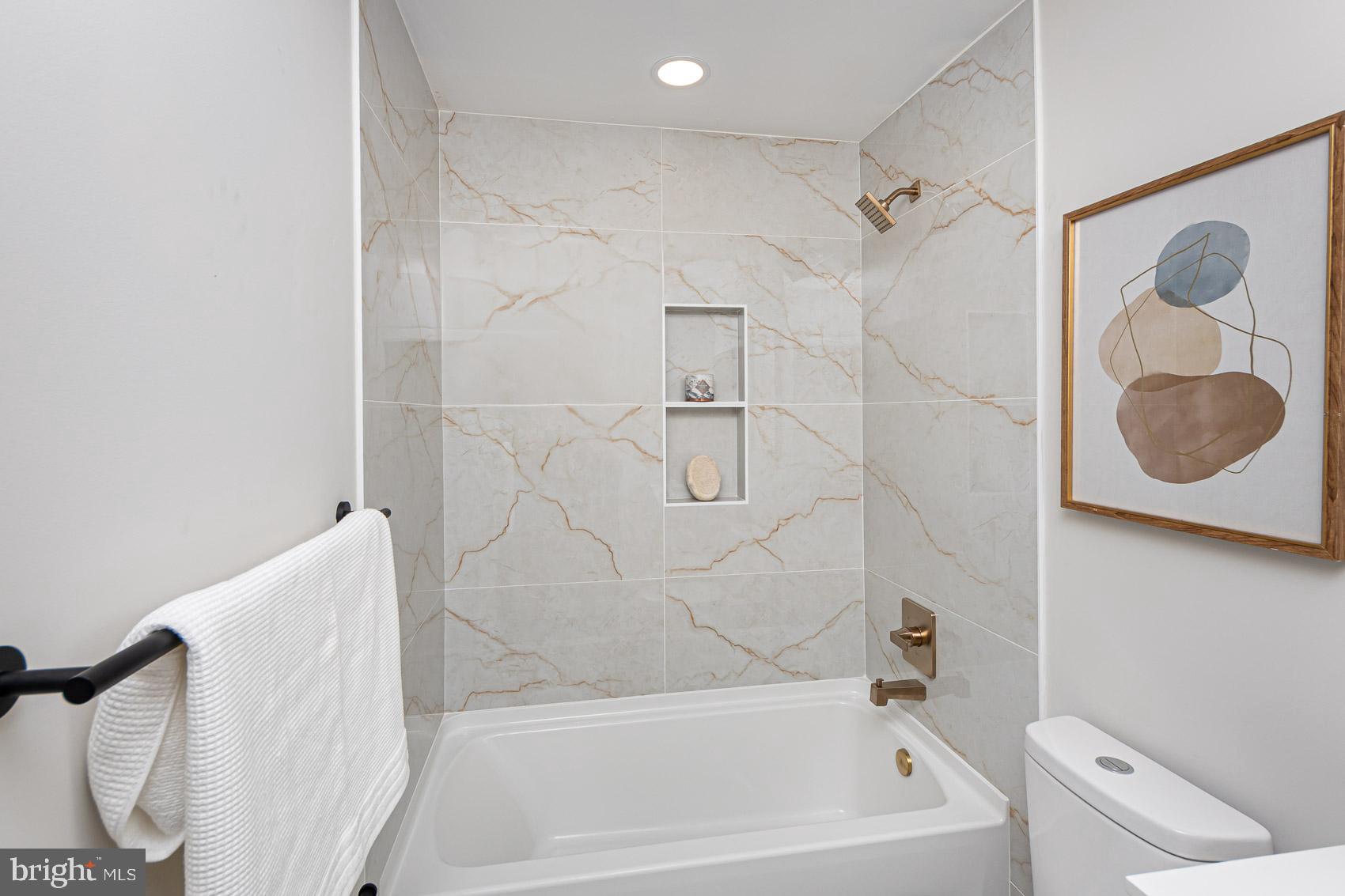 GLEN OAKS - Residential