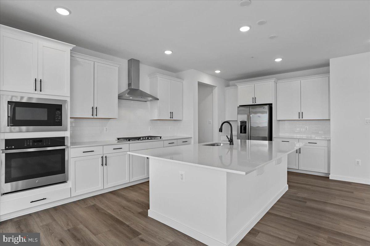 PARADISE HEIGHTS - Residential