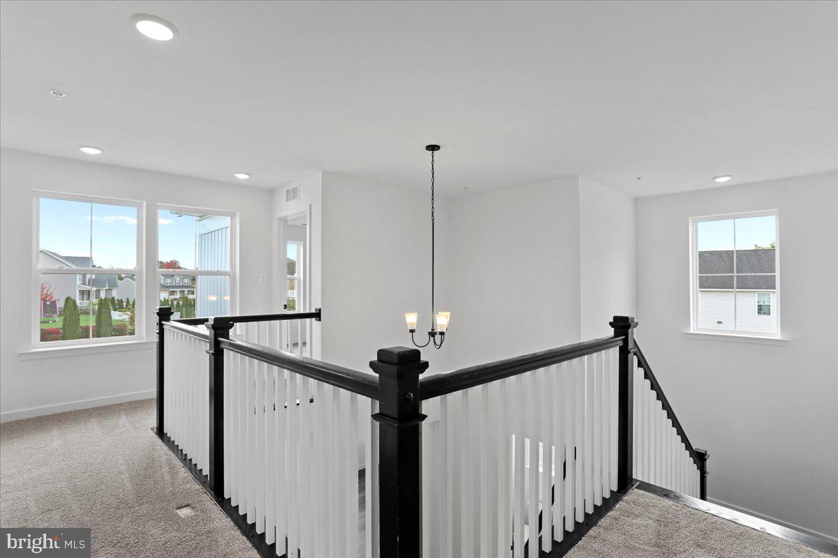 PARADISE HEIGHTS - Residential