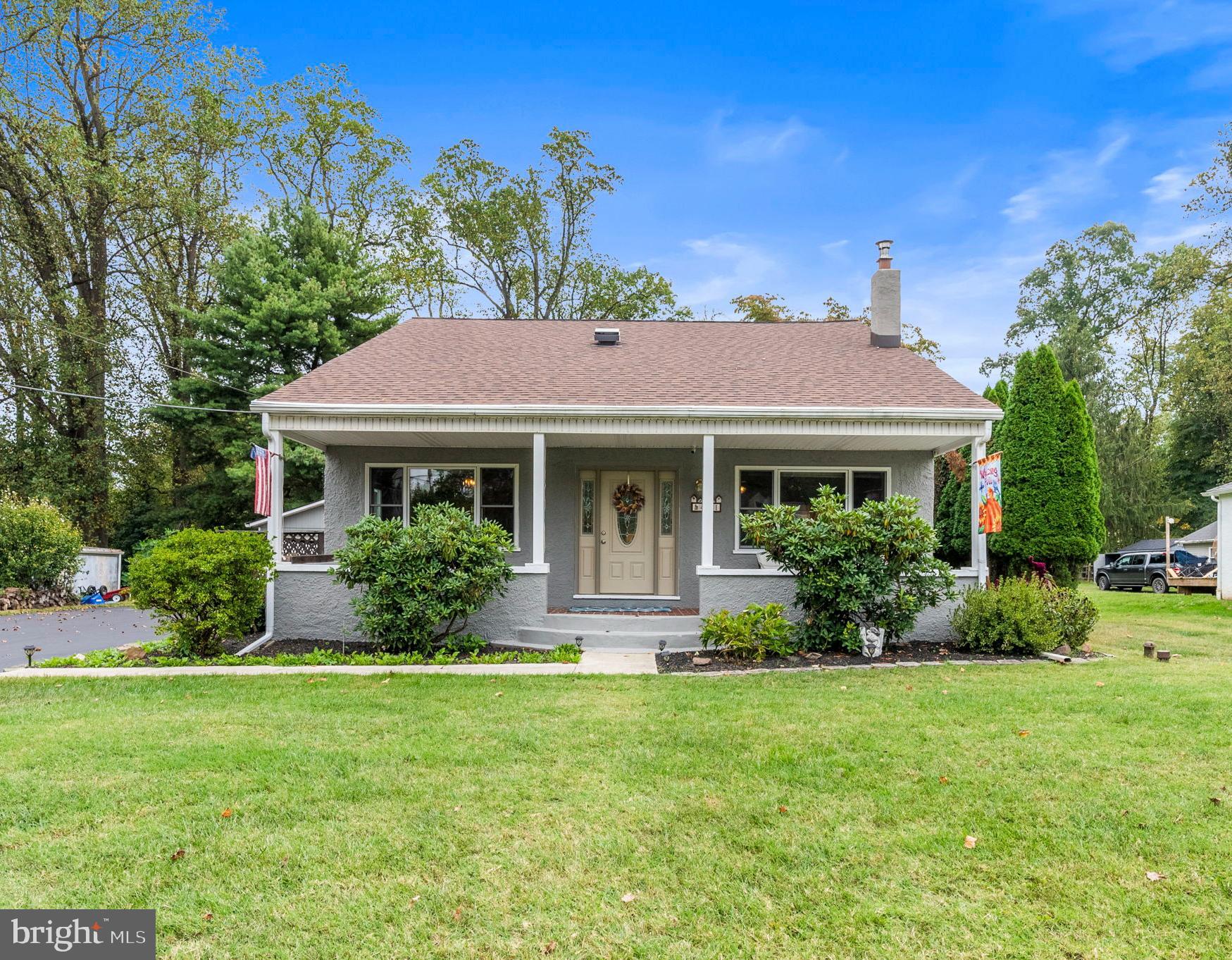 Welcome to 471 5th Street, Phoenixville – a Cape Cod that blends charm, comfort, and a lifestyle that embraces the great outdoors. Just five doors down from Valley Forge National Park, this home offers endless opportunities to walk, bike, fish, or explore the trails right along the river. Whether you’re winding down after work or filling your weekends with fresh air and sunshine, this setting is a rare find.
Inside, you’ll find 3 bedrooms and 2 full baths, freshly painted spaces, and brand-new carpets upstairs. A cozy fireplace warms the living room, while the family room—with its sliding glass doors—opens to a deck perfect for relaxing or gathering with friends. A new mini-split system provides efficient heating and cooling throughout, complemented by an oil radiator backup.
Step outside and enjoy a fantastic level yard, ideal for evening fires under the stars, gardening, or simply taking in the quiet surroundings. The oversized two-car detached garage—with heat and electric—is perfect for hobbies, storage, or outdoor gear. A small pond adds to the tranquil feel, while the oversized driveway easily fits six or more vehicles.
This home is tucked on a lightly traveled street, giving it a true neighborhood feel while still being just minutes to major roads (422, 202, 276, 76, 476) and the Oaks Shopping Center. With a newer roof, well water paired with public sewer, and thoughtful updates throughout, this property has been lovingly maintained and is ready for its next chapter.
Discover the best of both worlds—nature at your doorstep with all the convenience of Phoenixville living nearby.