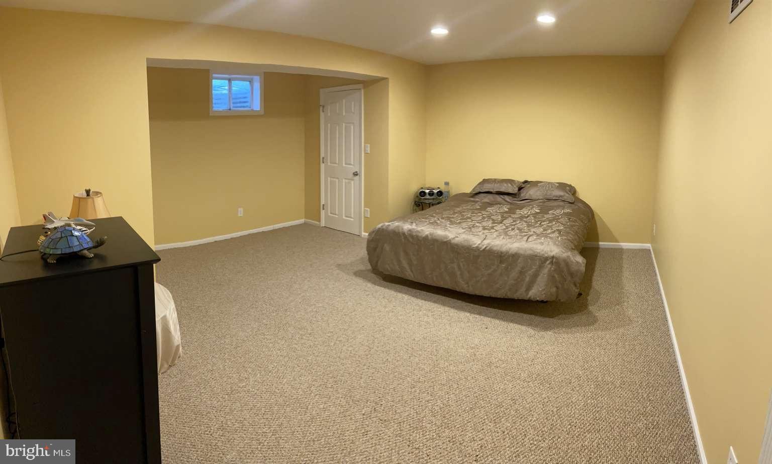 SENECA CROSSING - Residential