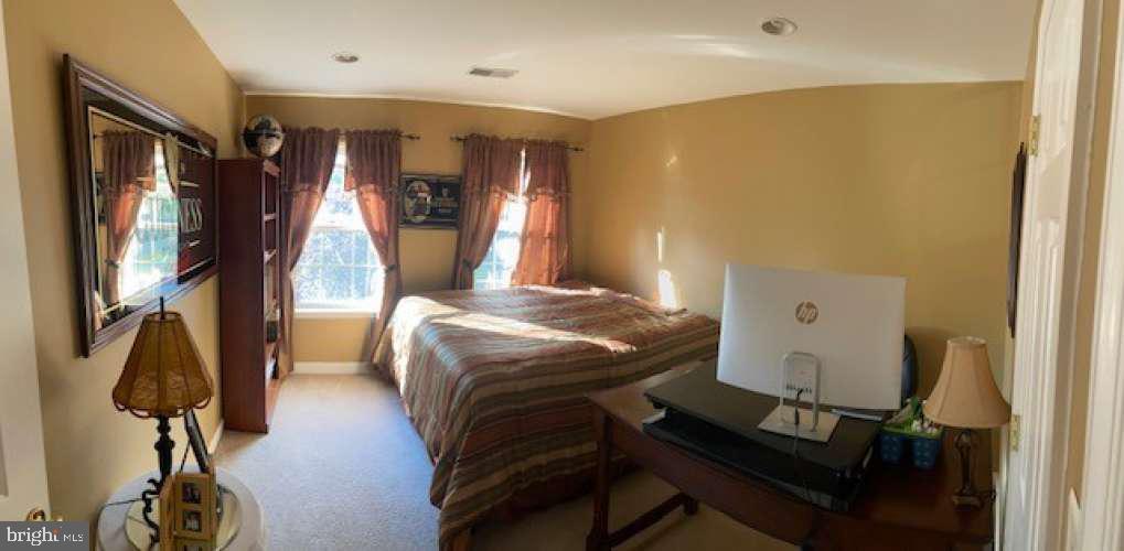 SENECA CROSSING - Residential