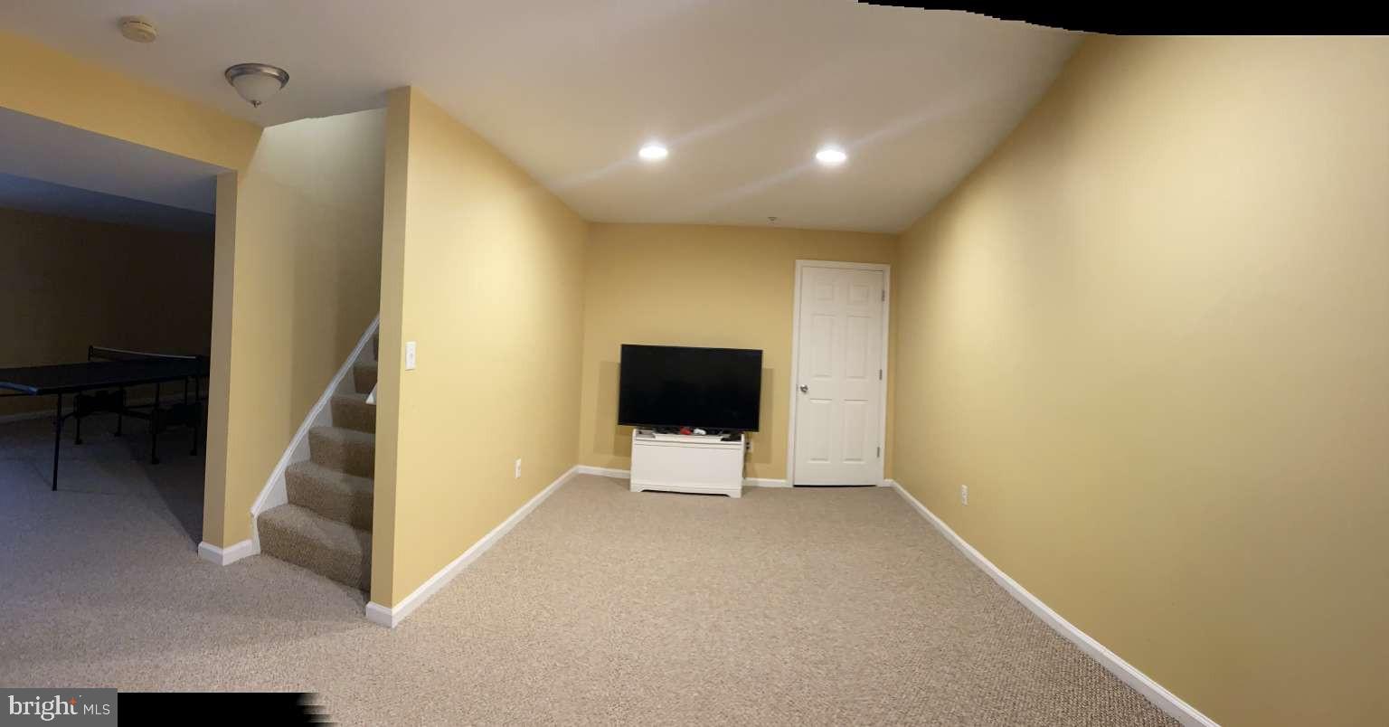 SENECA CROSSING - Residential