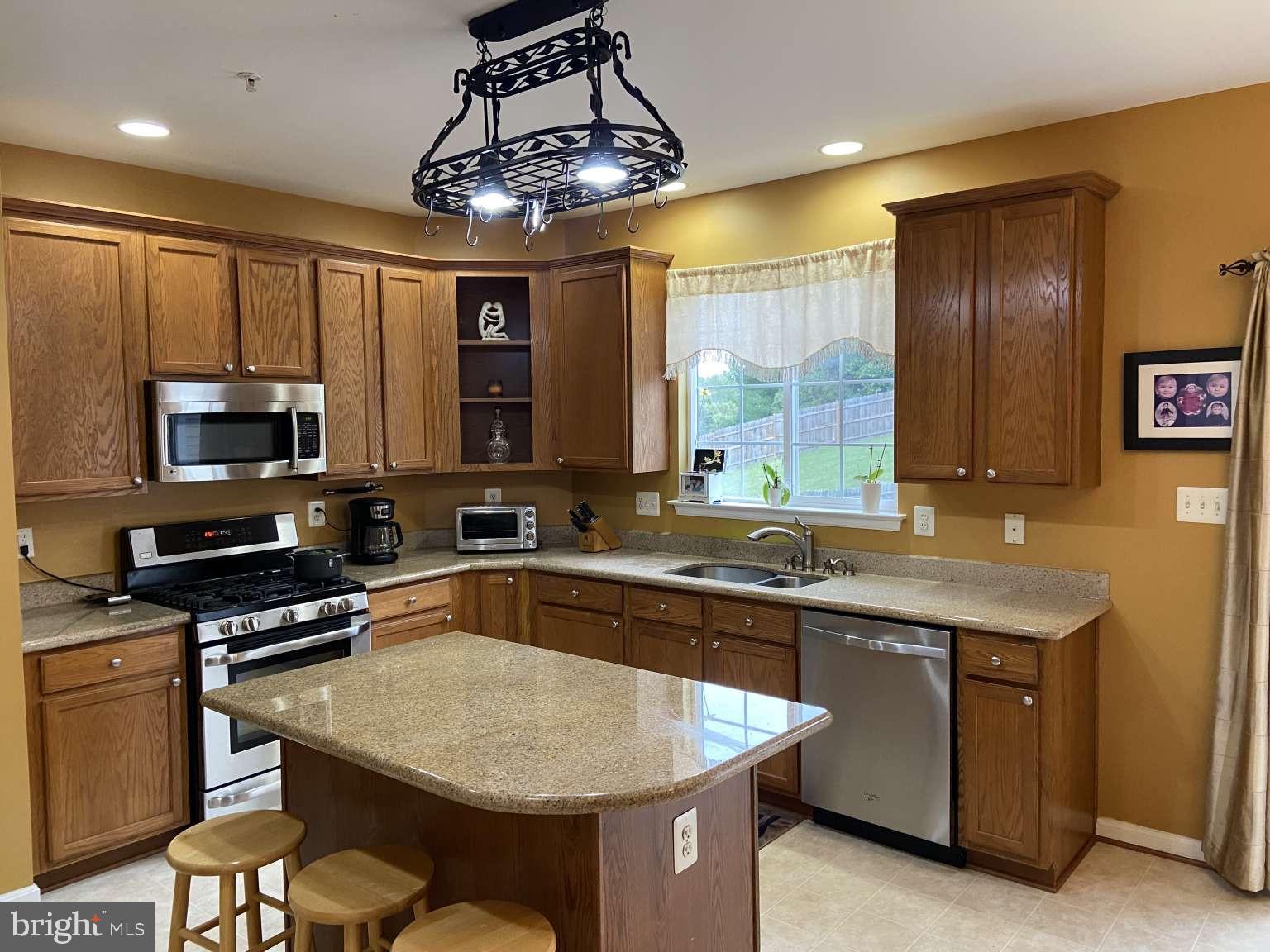 SENECA CROSSING - Residential