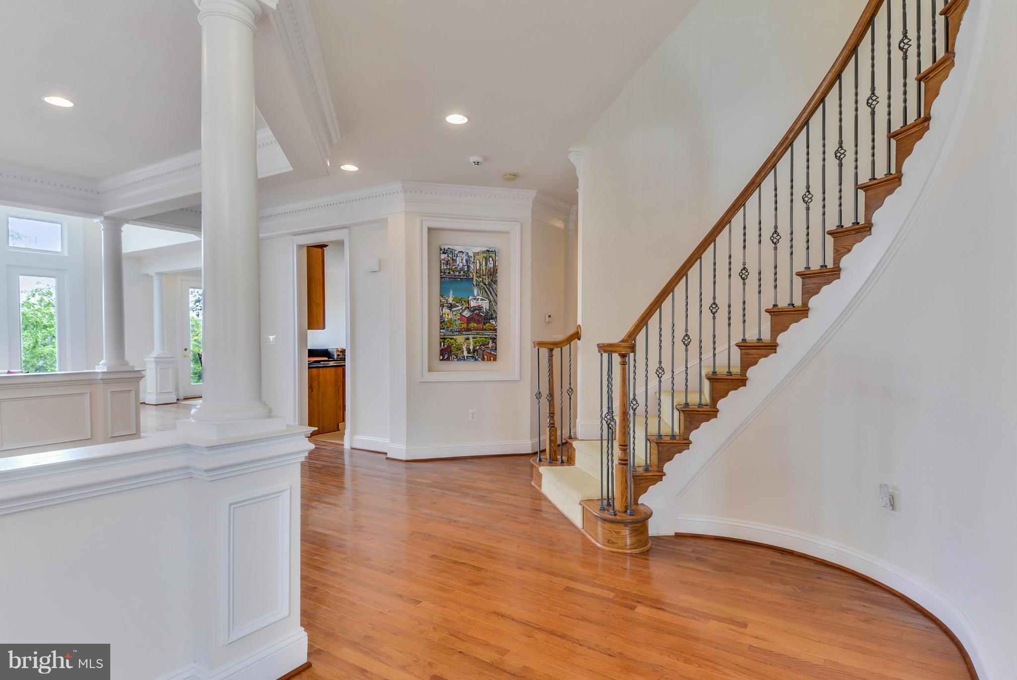 RIVER CREEK - Residential