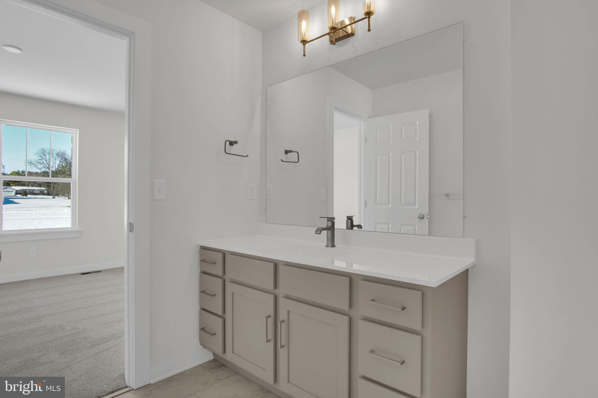 SOUTHGATE - Residential