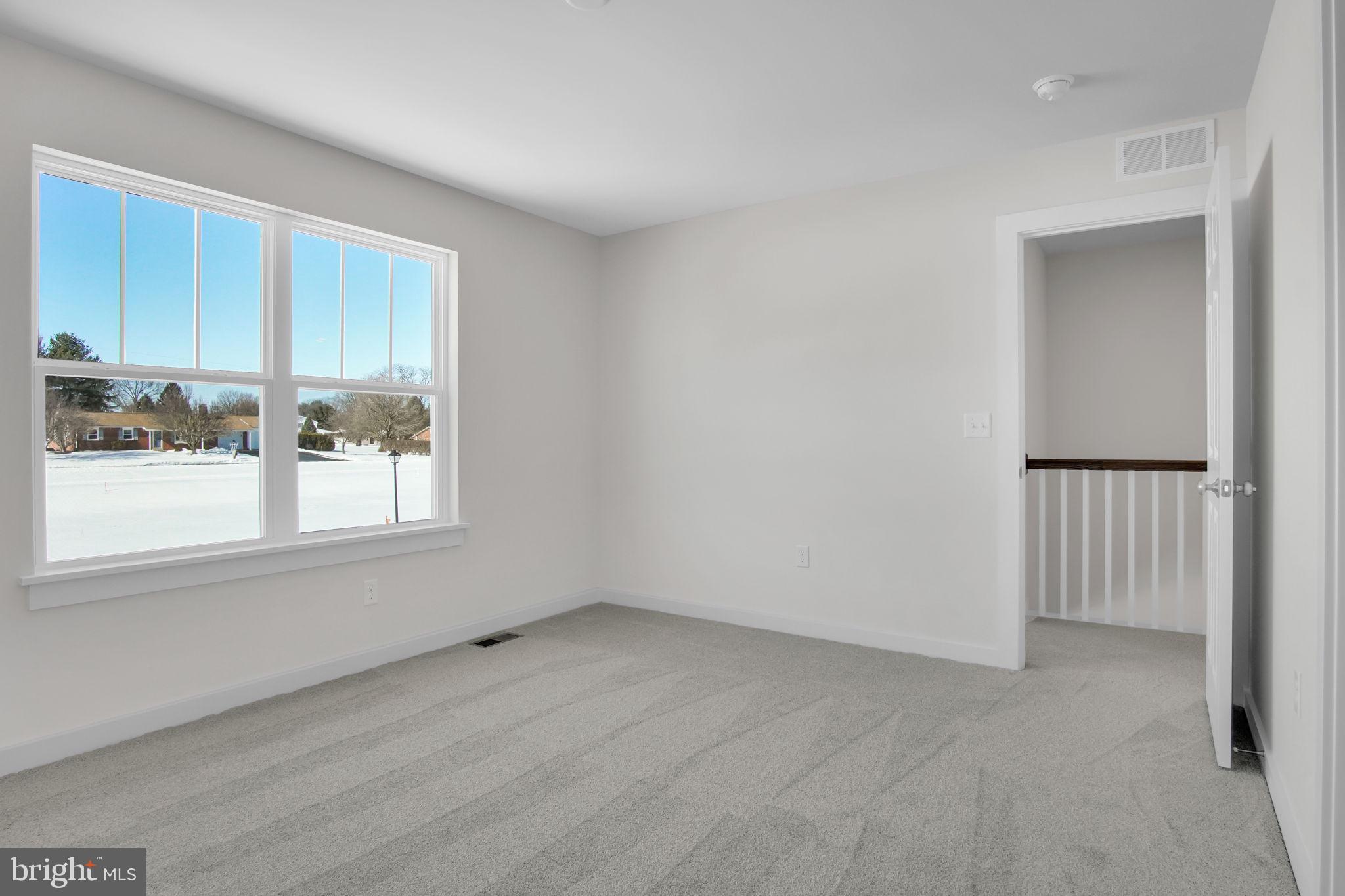 SOUTHGATE - Residential