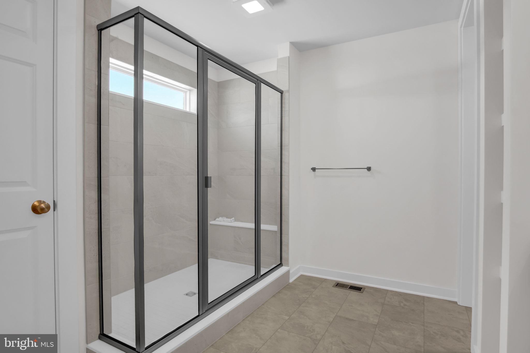 SOUTHGATE - Residential