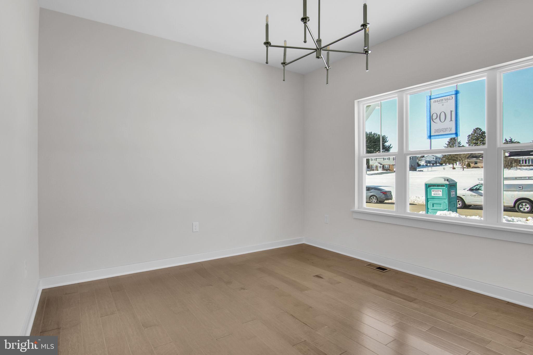 SOUTHGATE - Residential