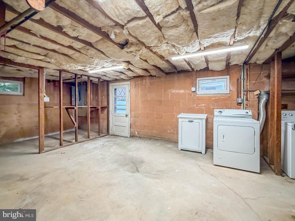 ELKINS PARK - Residential