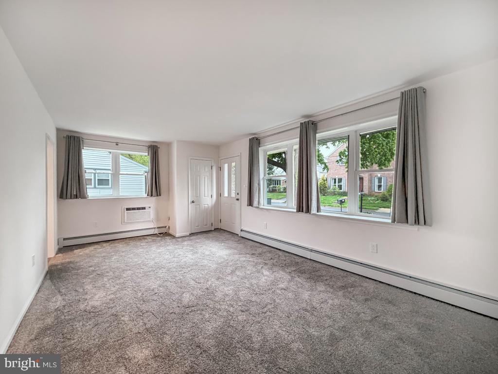 ELKINS PARK - Residential