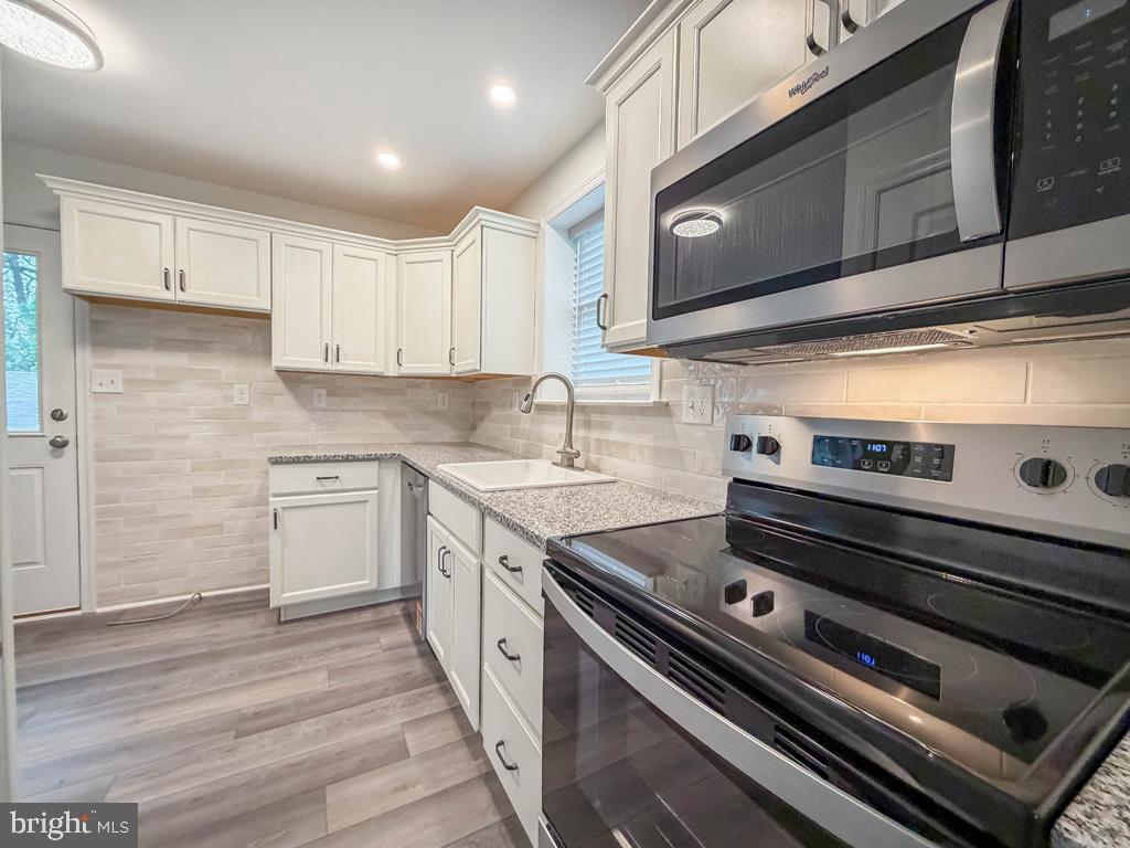 ELKINS PARK - Residential