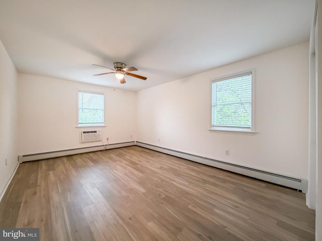 ELKINS PARK - Residential