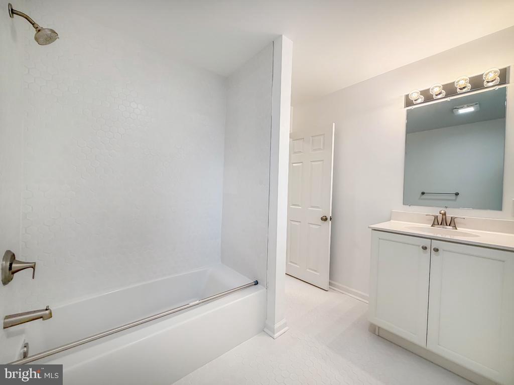 ELKINS PARK - Residential