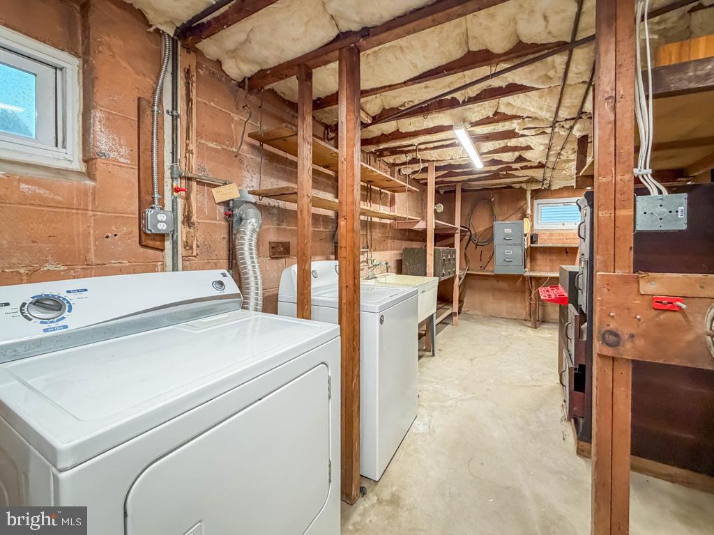 ELKINS PARK - Residential