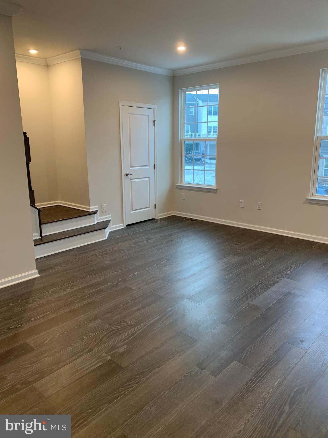 ANDALE GREEN - Residential Lease