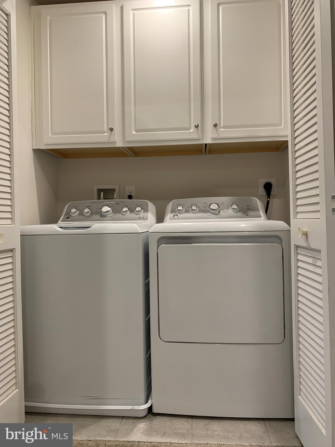 ANDALE GREEN - Residential Lease