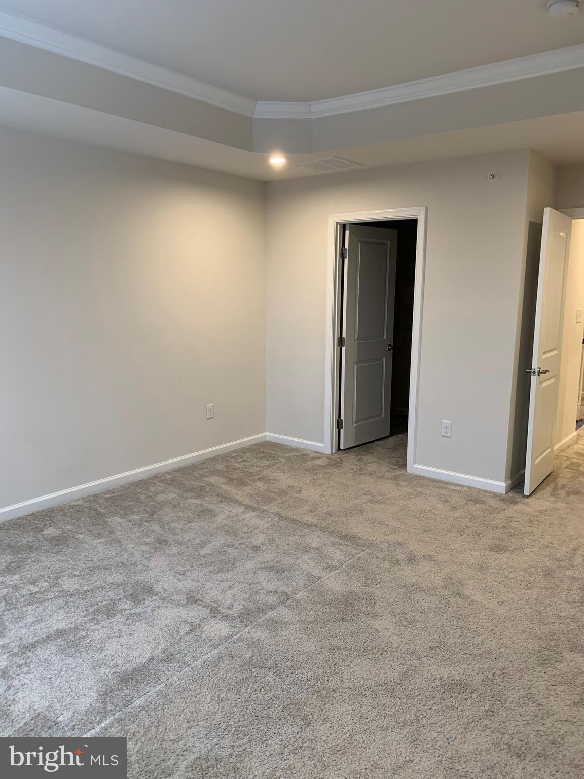 ANDALE GREEN - Residential Lease