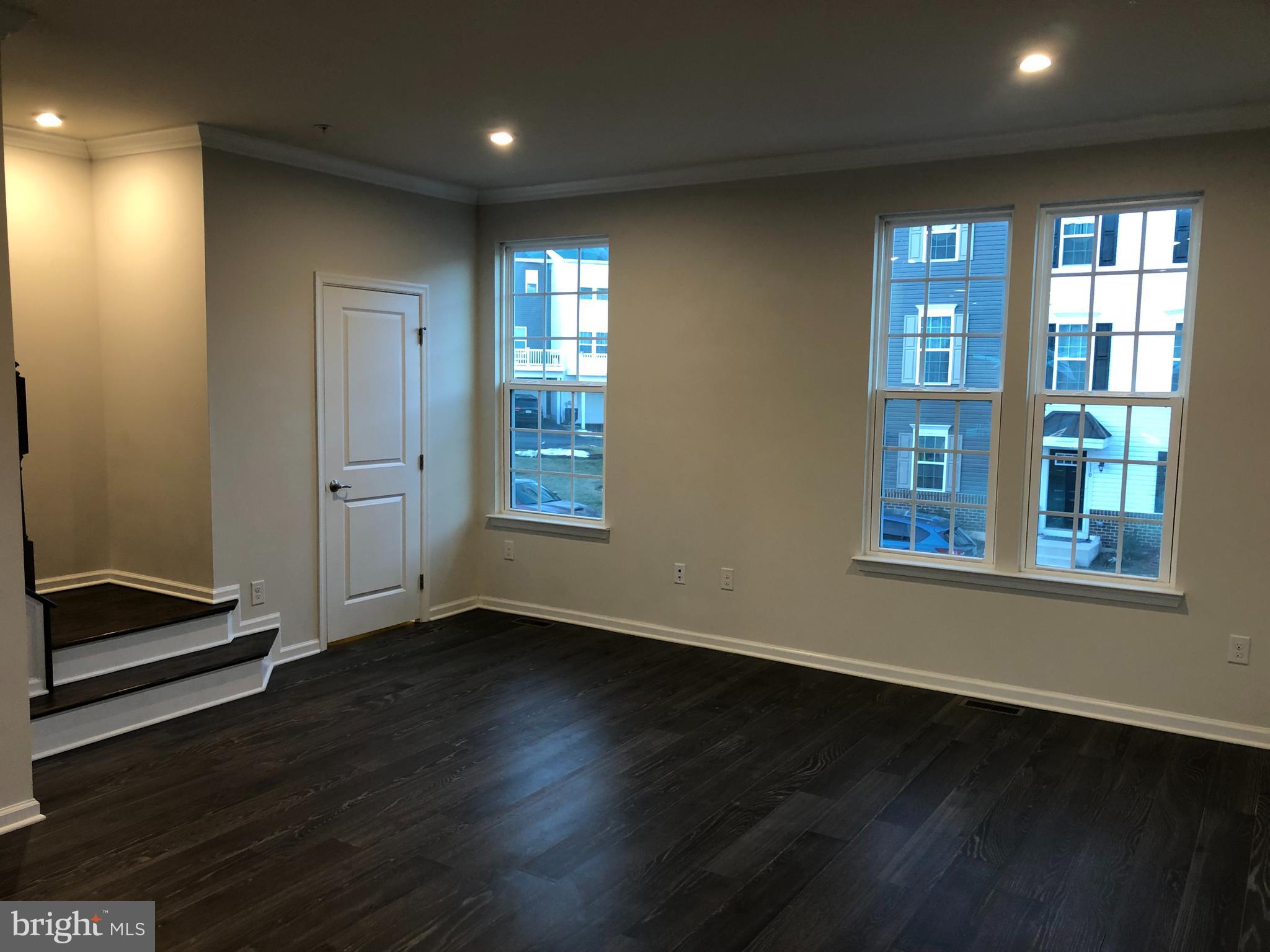 ANDALE GREEN - Residential Lease