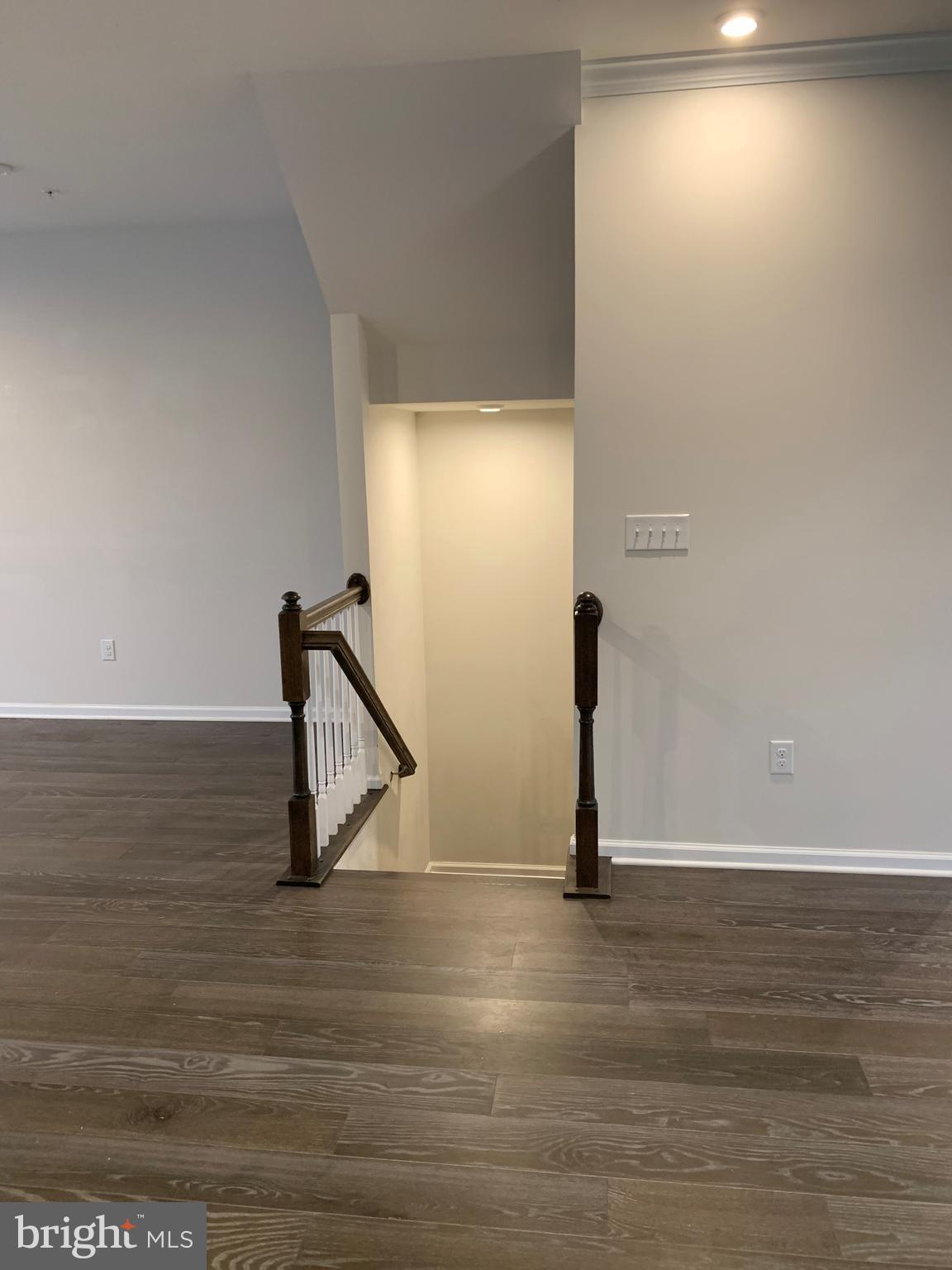 ANDALE GREEN - Residential Lease