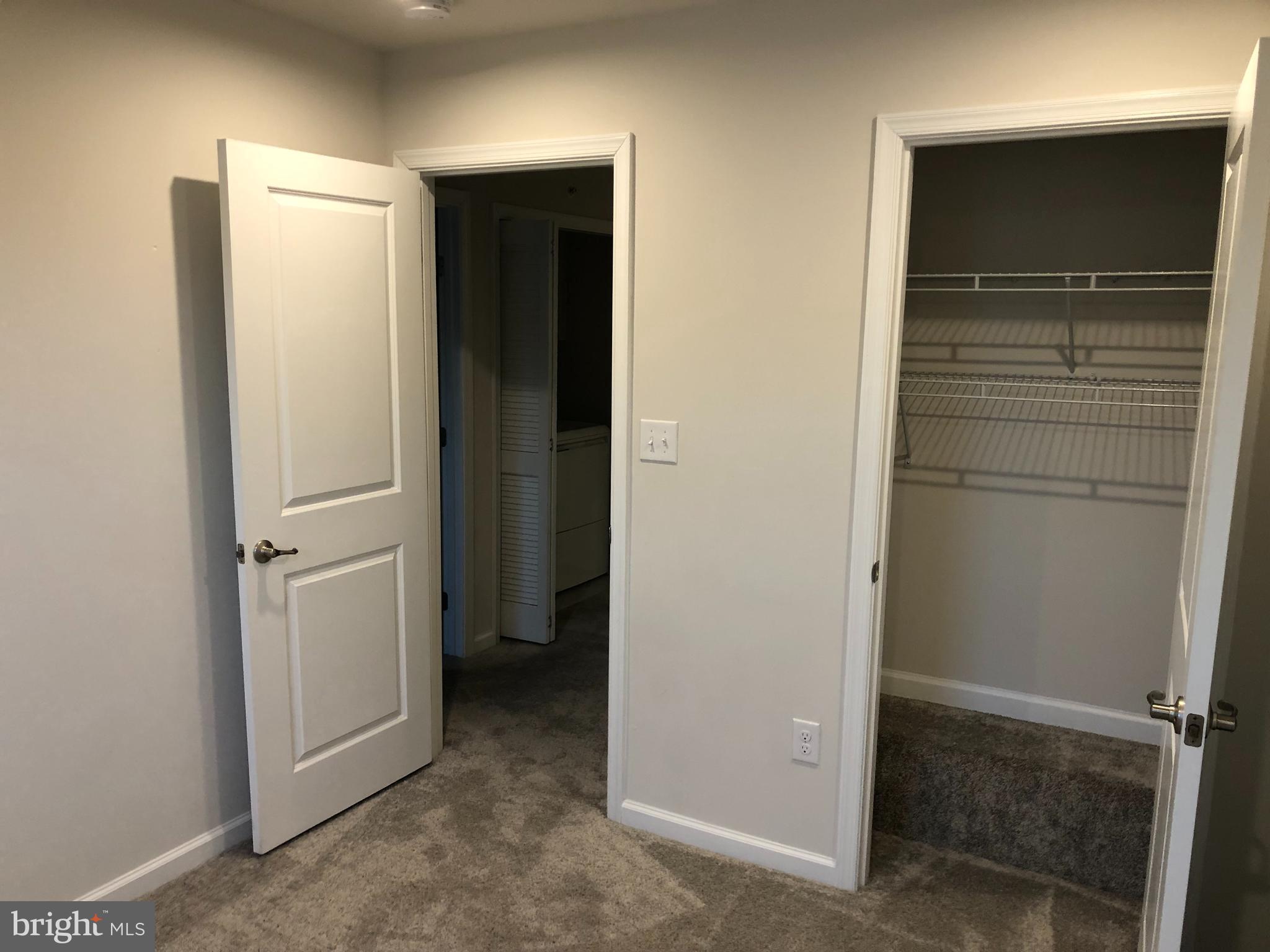 ANDALE GREEN - Residential Lease