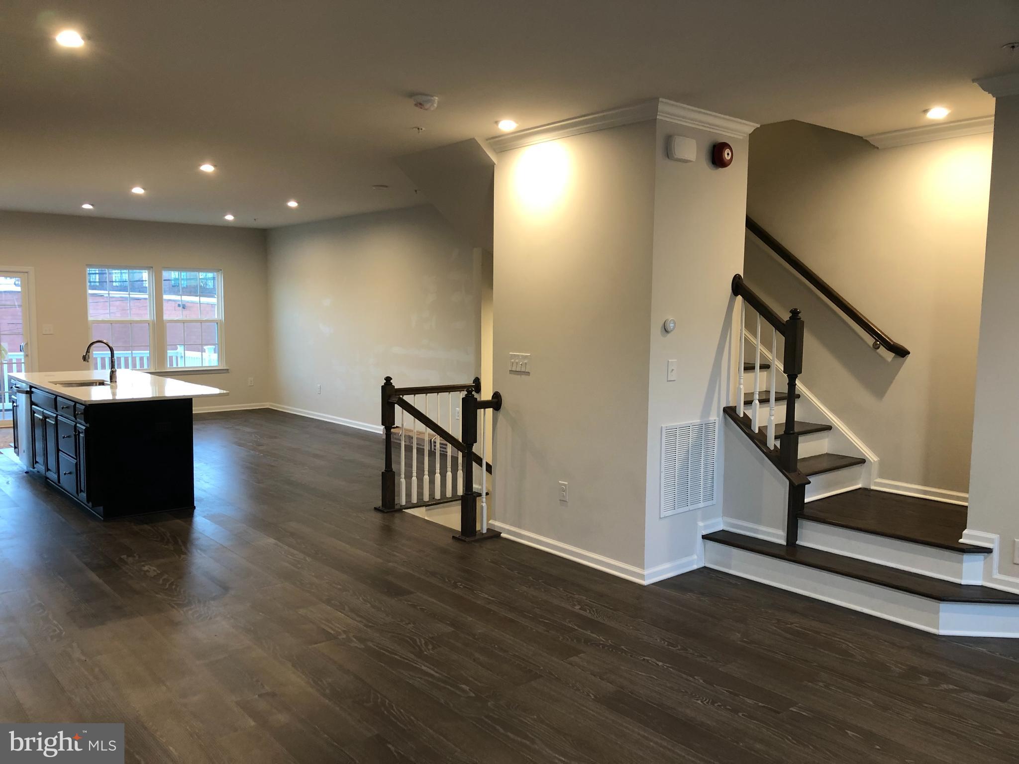 ANDALE GREEN - Residential Lease