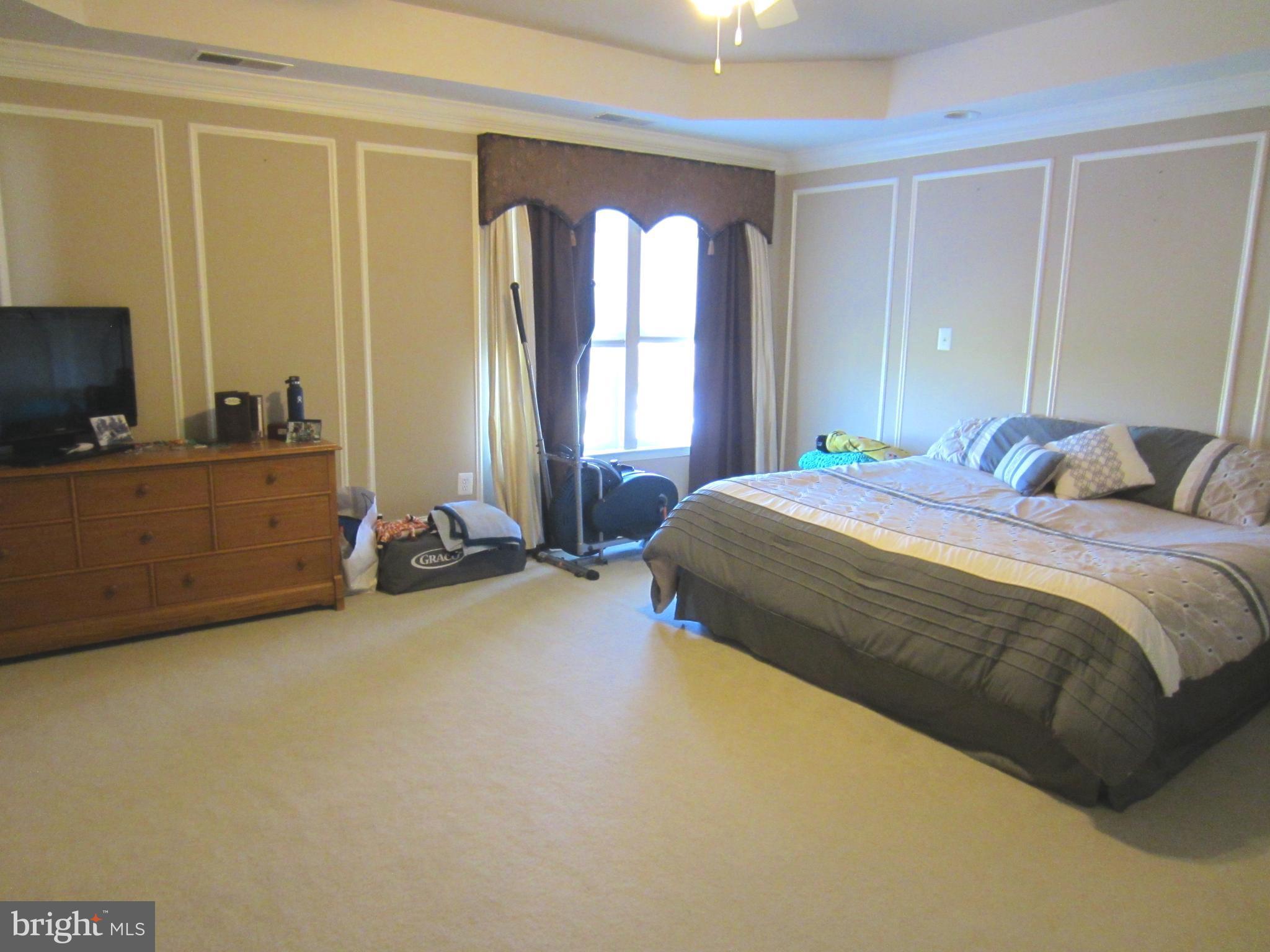 CHURCH HILL HUNT - Residential