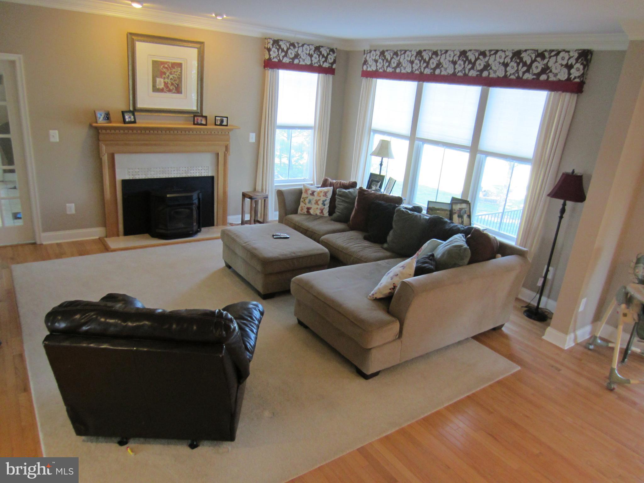 CHURCH HILL HUNT - Residential