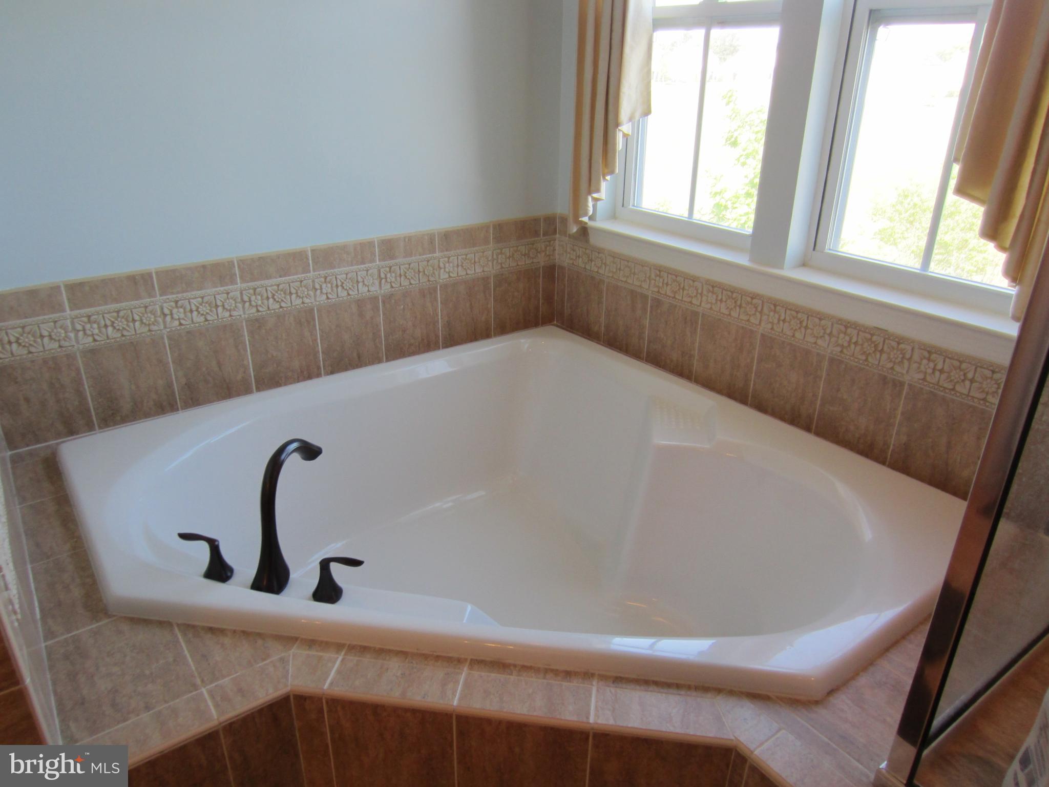 CHURCH HILL HUNT - Residential