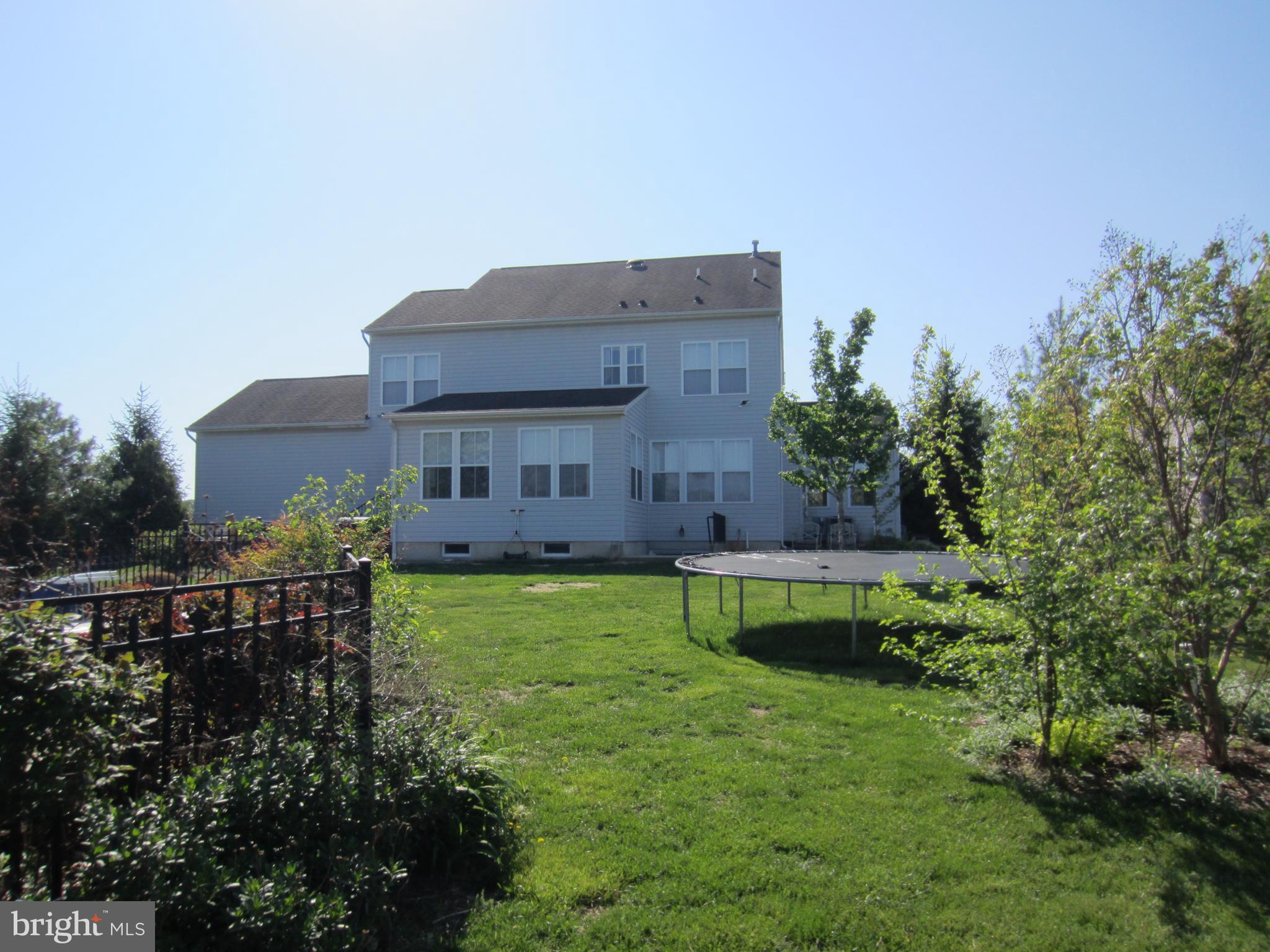 CHURCH HILL HUNT - Residential