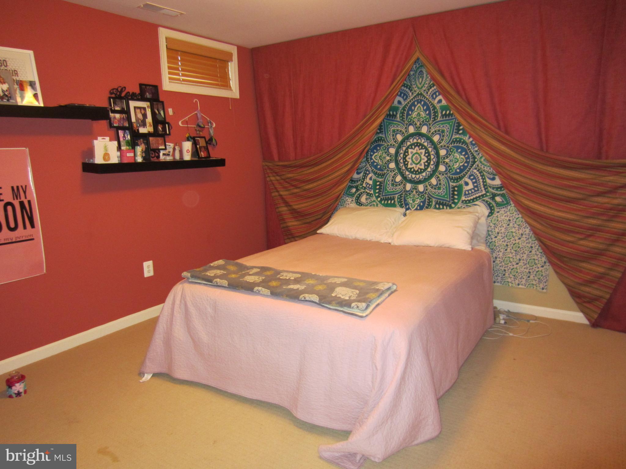 CHURCH HILL HUNT - Residential