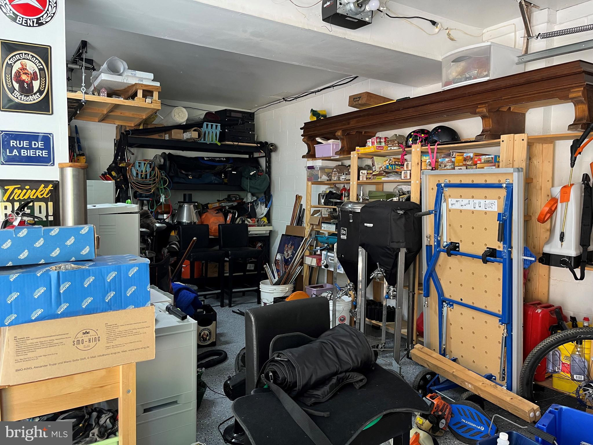 BURKE CENTRE - Residential