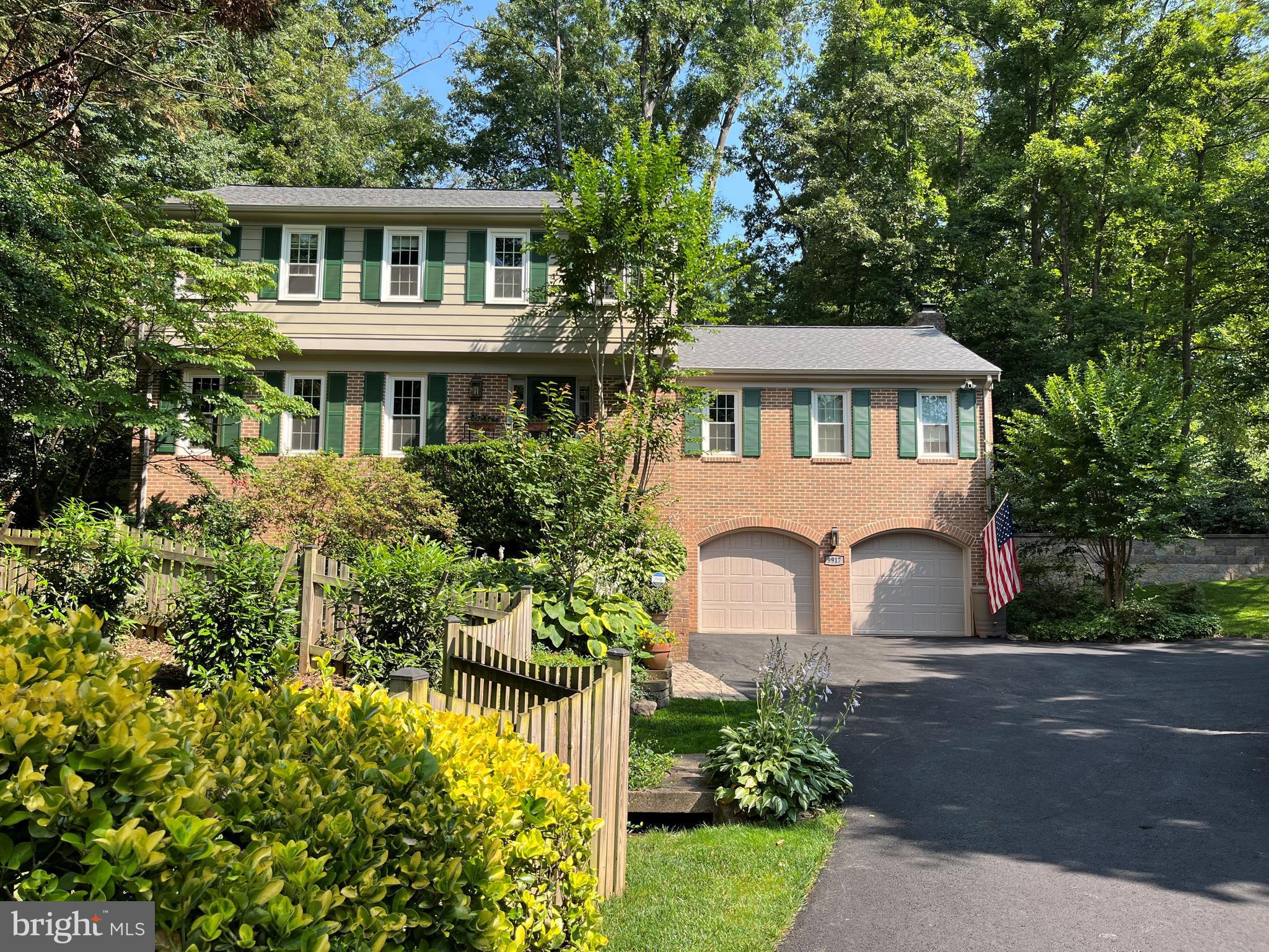 BURKE CENTRE - Residential