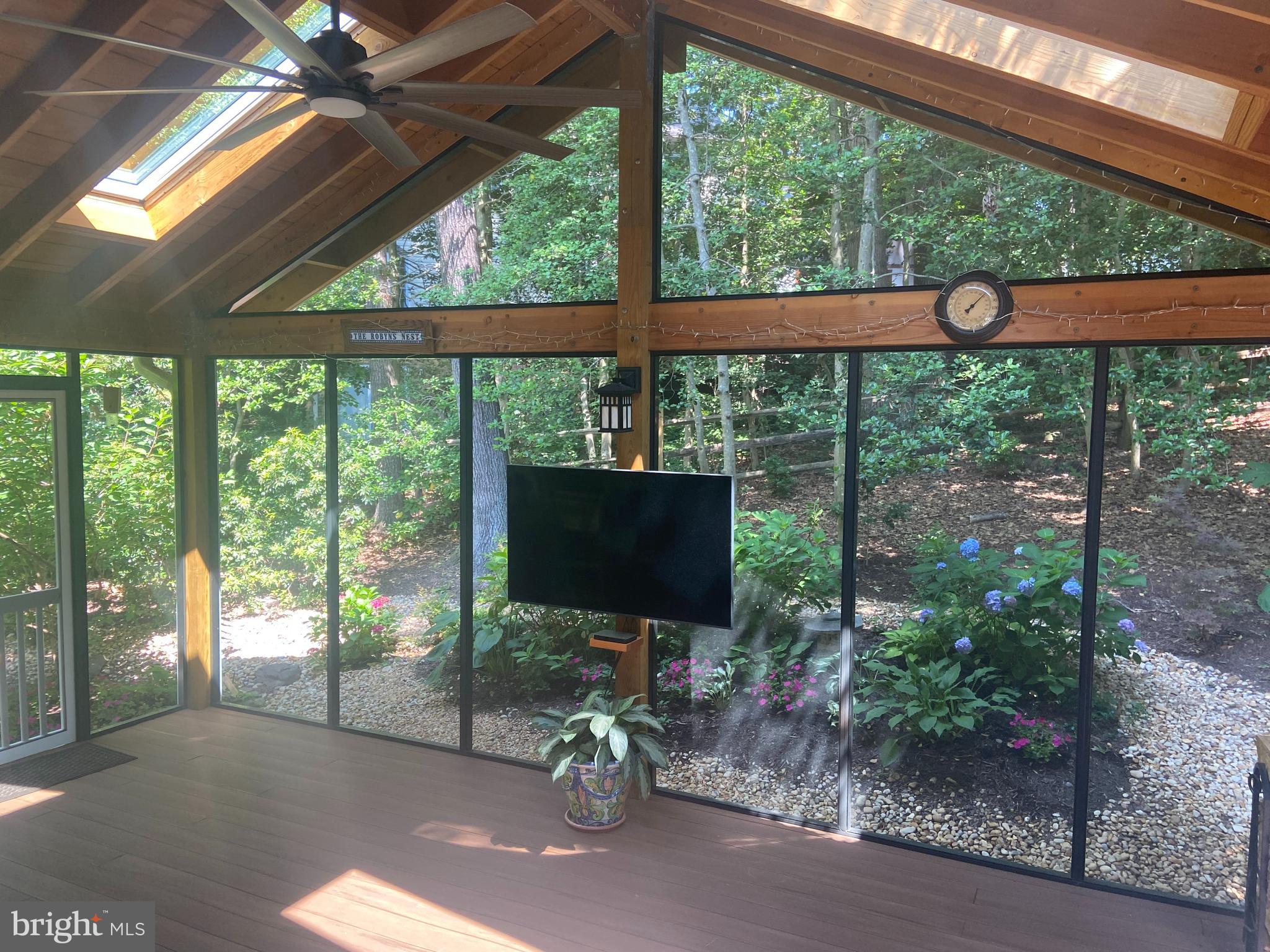 BURKE CENTRE - Residential