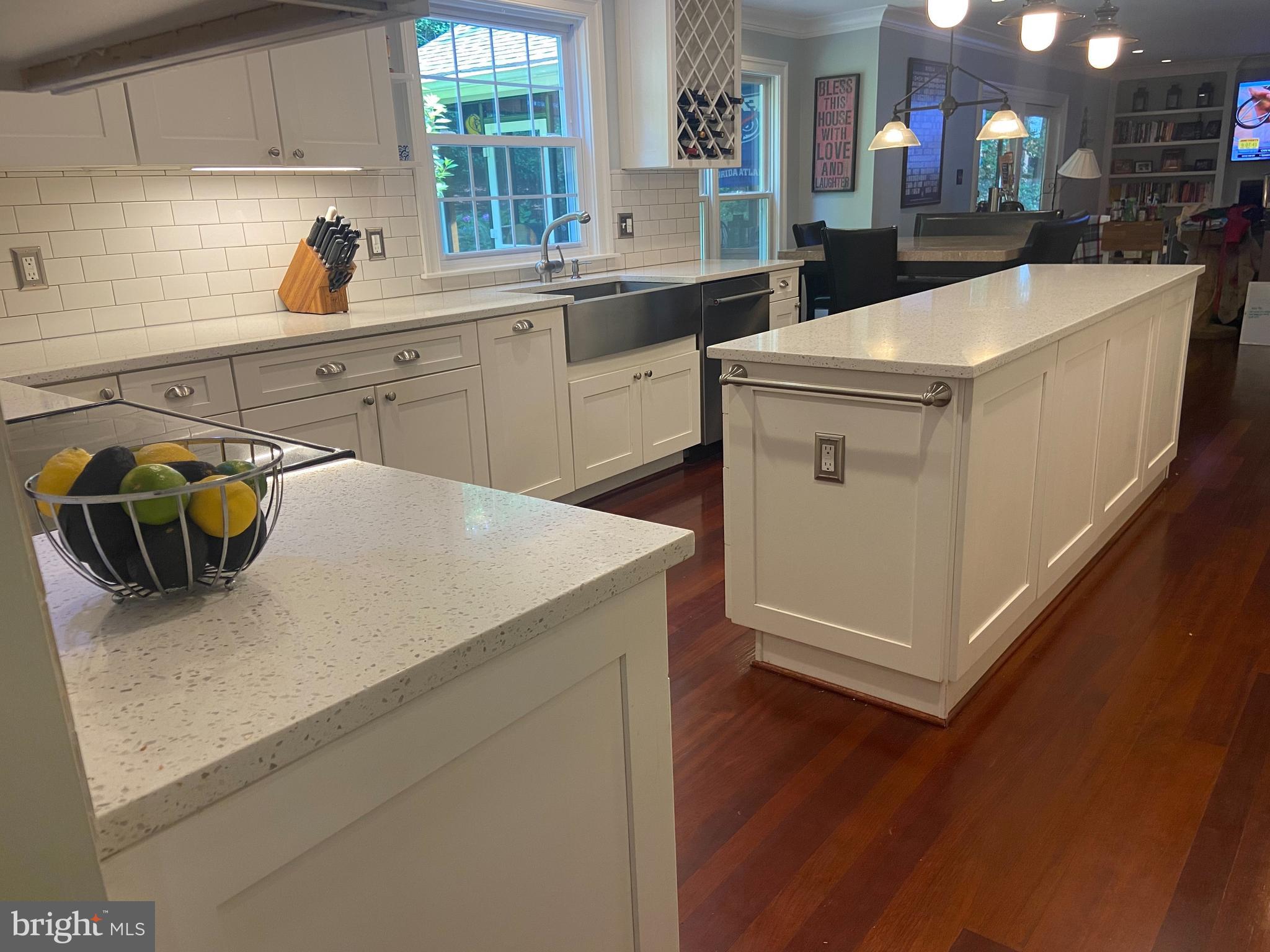 BURKE CENTRE - Residential