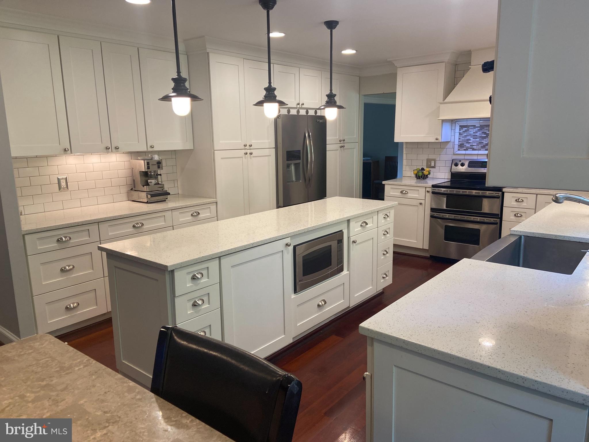 BURKE CENTRE - Residential