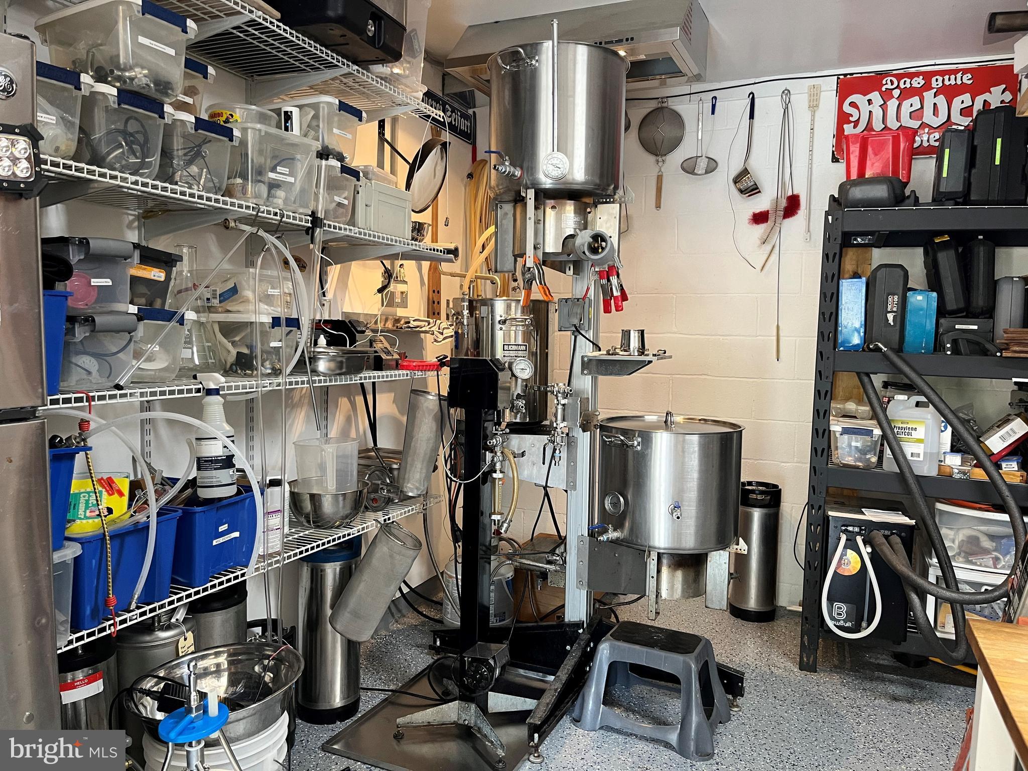 BURKE CENTRE - Residential